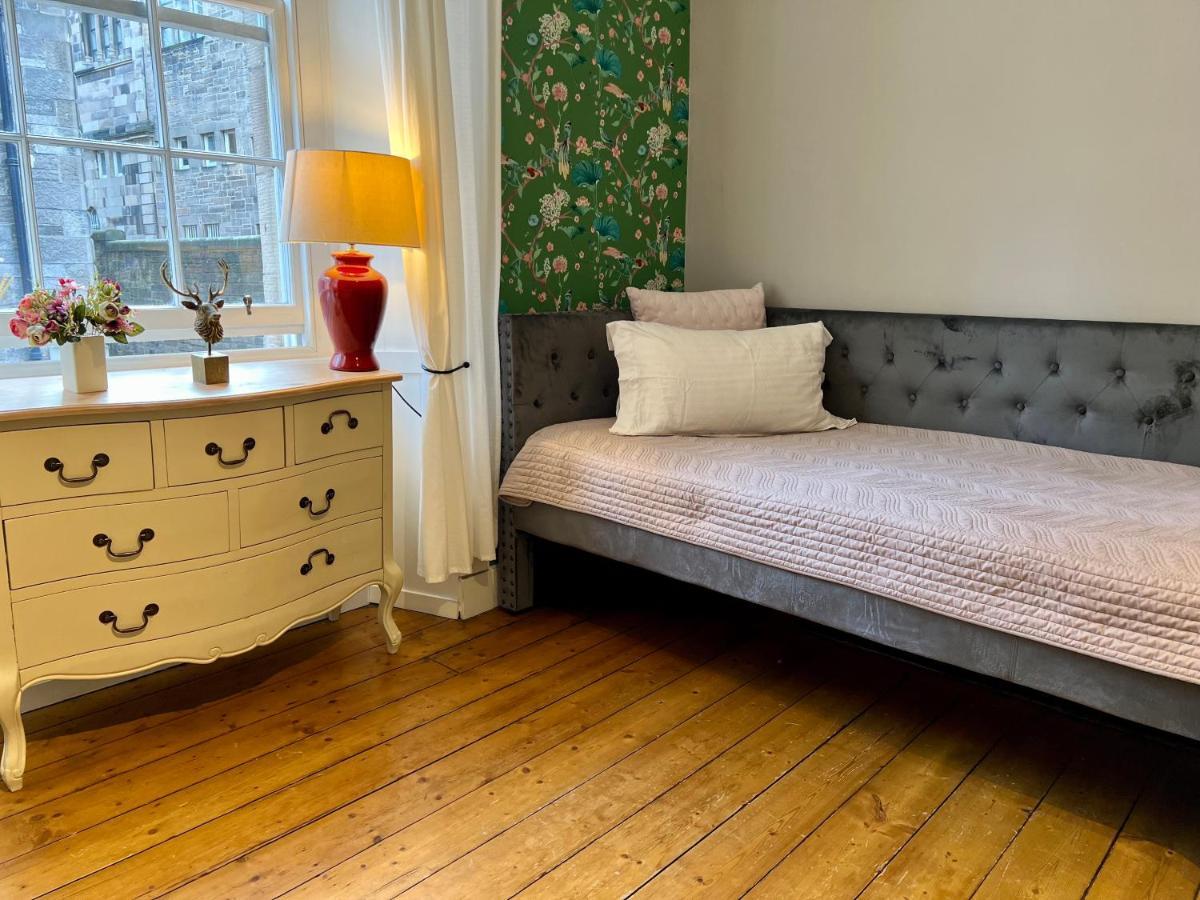 Old Town Centre Apartment 5 Mins To Edinburgh Castle Экстерьер фото